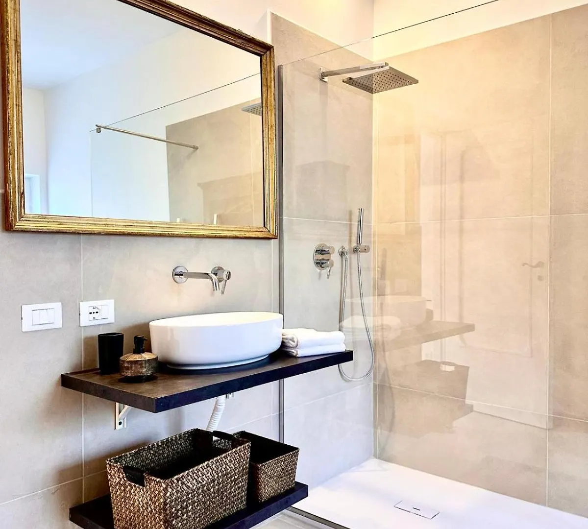 Domus Orestea Luxury Suites Palermo 0*,